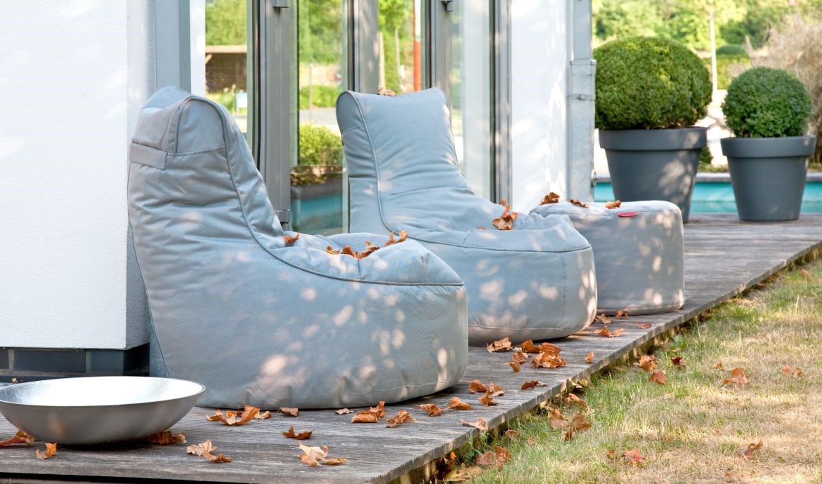 Säkkituolit kotiin ja ulos